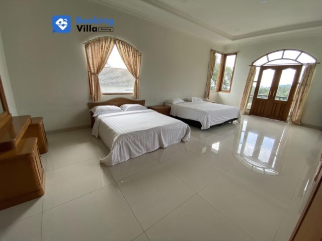 Villa Flojo 12 Kamar - Gambar 11