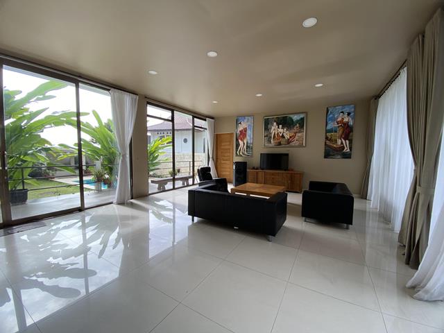 Villa Sky View Lembang - Gambar 4
