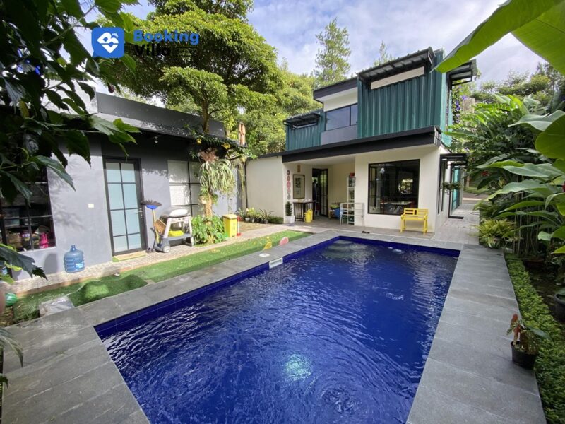 Check in Villa KMB Trinity Lembang